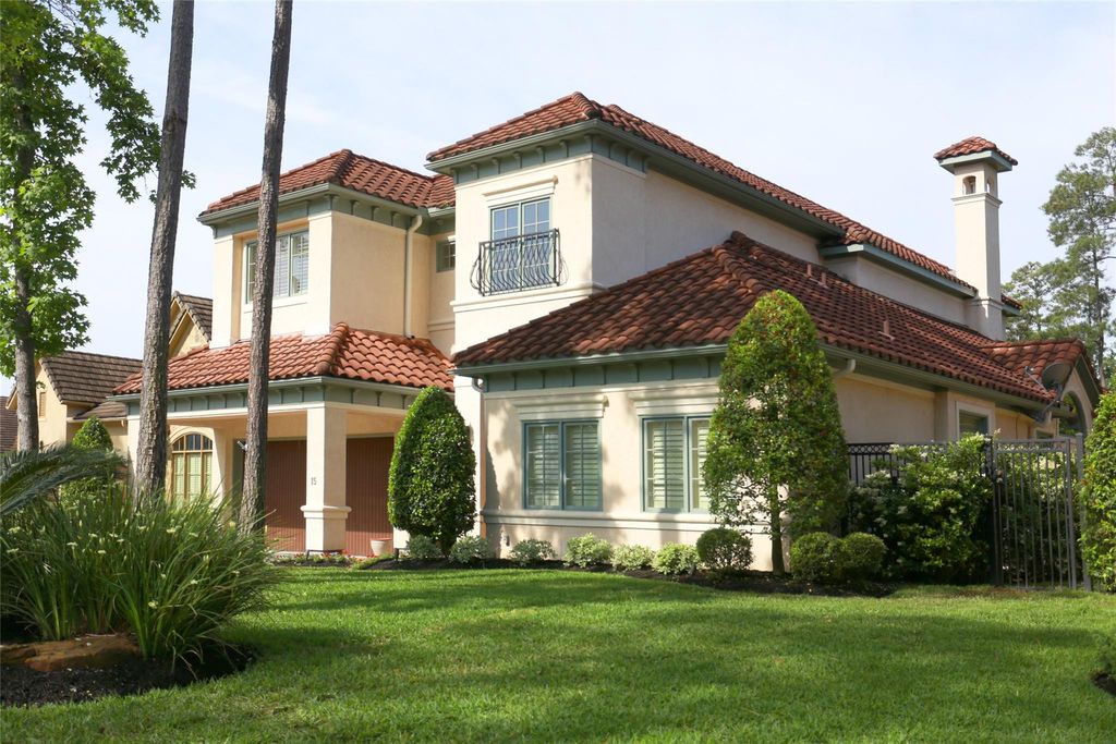 Photo of 15 Serenade Pines Place, The Woodlands, TX 77382 (MLS # 27239876)