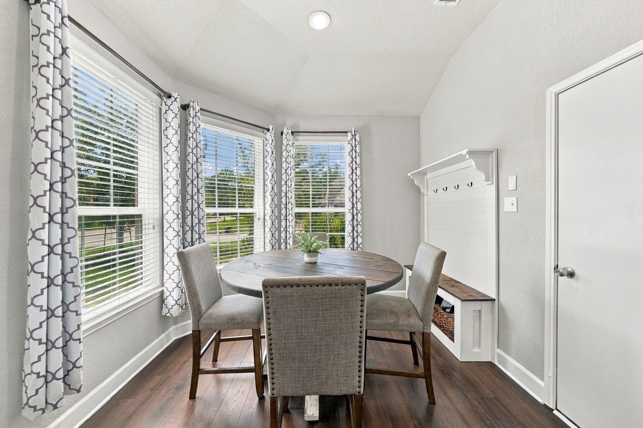 3406 Coopers Ridge Way