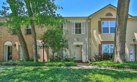 Photo of 9656 Westview Drive #8, Houston, TX 77055 (MLS # 34332290)