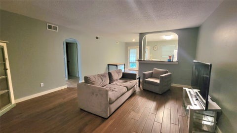Photo of 8223 Kingsbrook Rd Road #114, Houston, TX 77024 (MLS # 16944604)