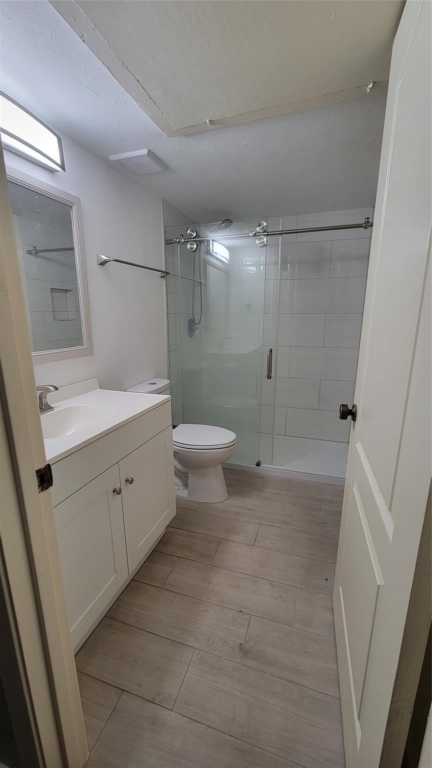 8223 Kingsbrook Rd Road 114
