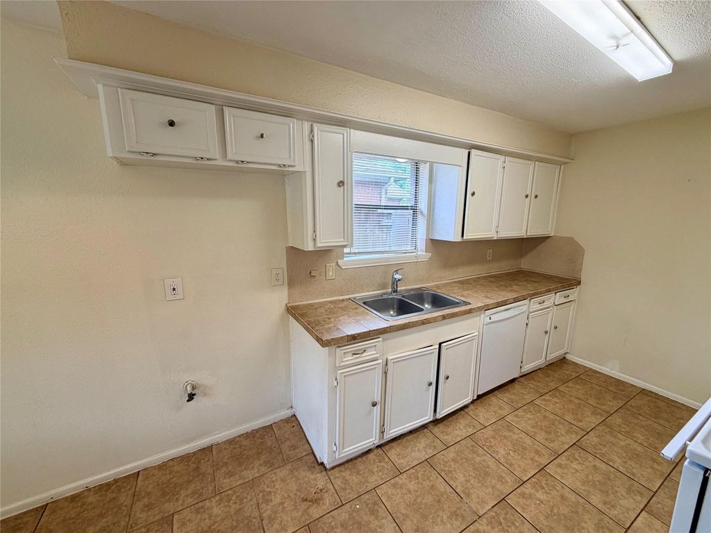 Photo of 15811 Nutcracker Court, Humble, TX 77396 (MLS # 90841895)