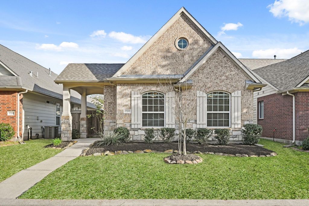 Photo of 17242 Mitchell Pass Lane, Humble, TX 77346 (MLS # 39866029)