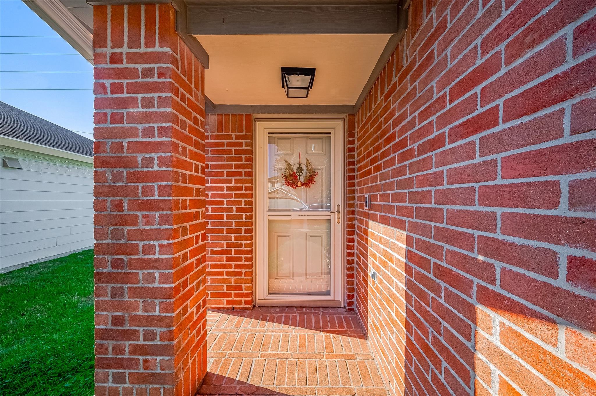 15711 Kings Cypress Lane