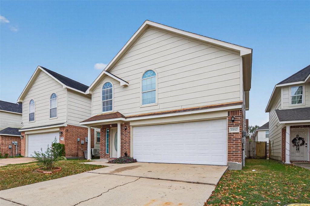 Photo of 11827 E Galwan Circle, Houston, TX 77070 (MLS # 70331296)