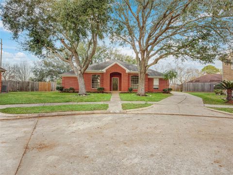 4418 W Thunderwood Circle Fresno TX 77545