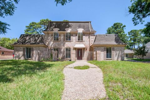 Photo of 5914 Havenwoods Drive, Houston, TX 77066 (MLS # 86415060)