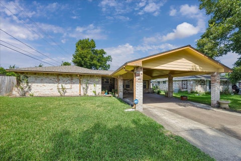 Photo of 8403 Meadowshire Street, Houston, TX 77037 (MLS # 69064183)