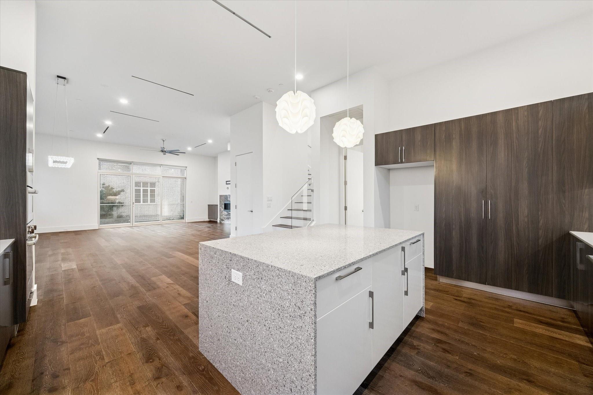 1430 Lake Pointe Parkway