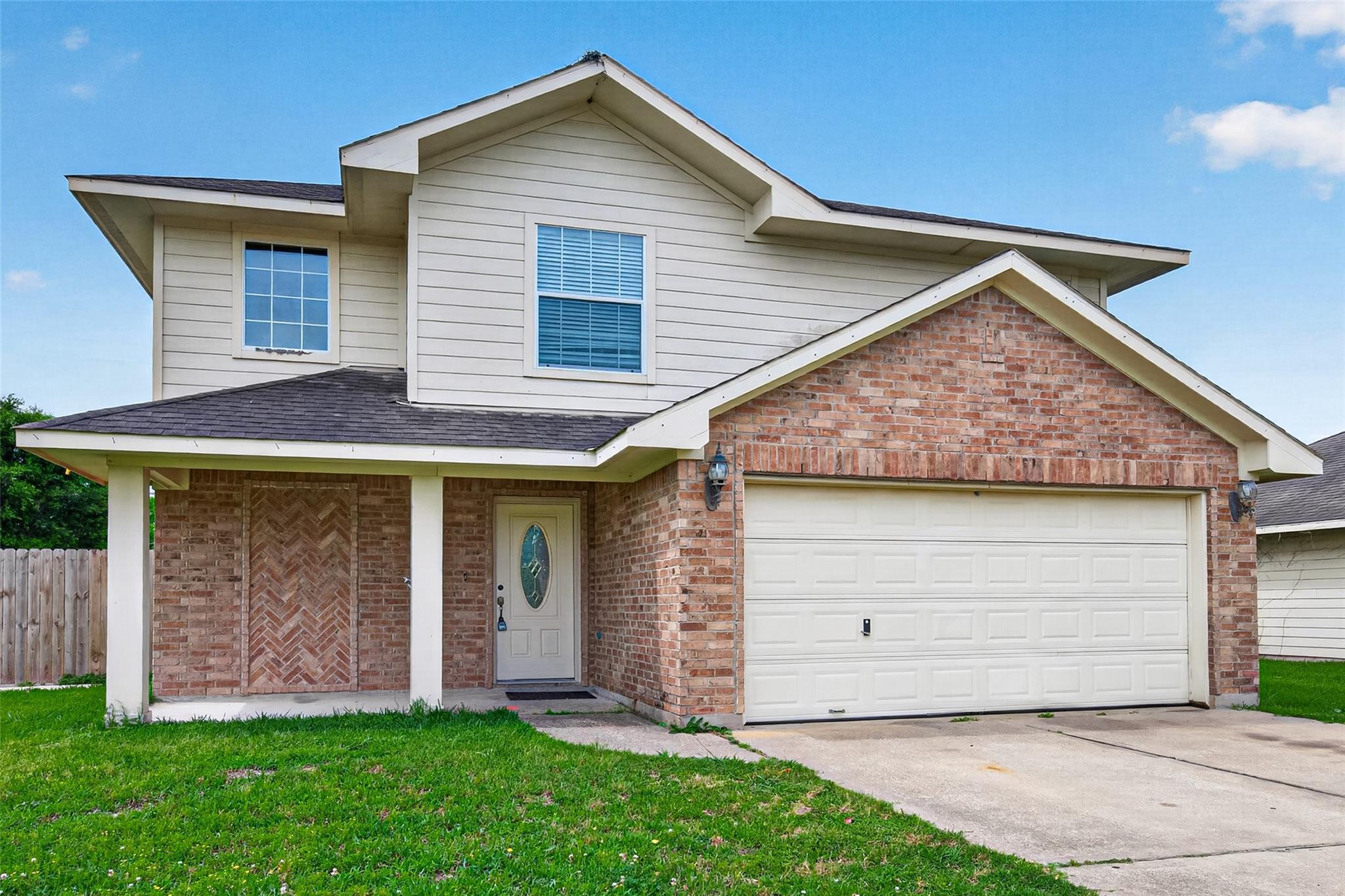 707 Mockingbird Street