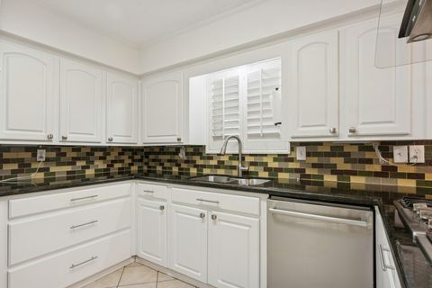 Tiny photo for 2705 Huckleberry Lane, Pasadena, TX 77502 (MLS # 82001458)