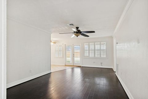 Tiny photo for 2705 Huckleberry Lane, Pasadena, TX 77502 (MLS # 82001458)