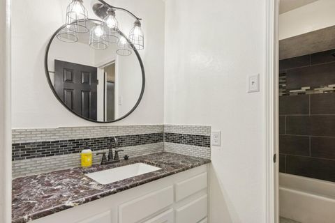 Tiny photo for 2705 Huckleberry Lane, Pasadena, TX 77502 (MLS # 82001458)