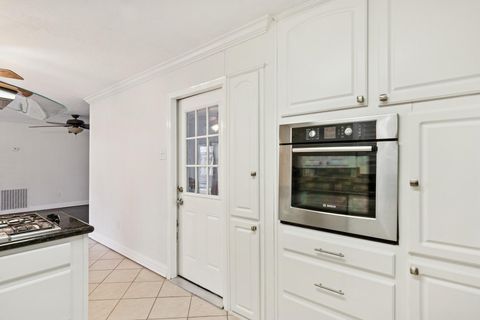 Tiny photo for 2705 Huckleberry Lane, Pasadena, TX 77502 (MLS # 82001458)