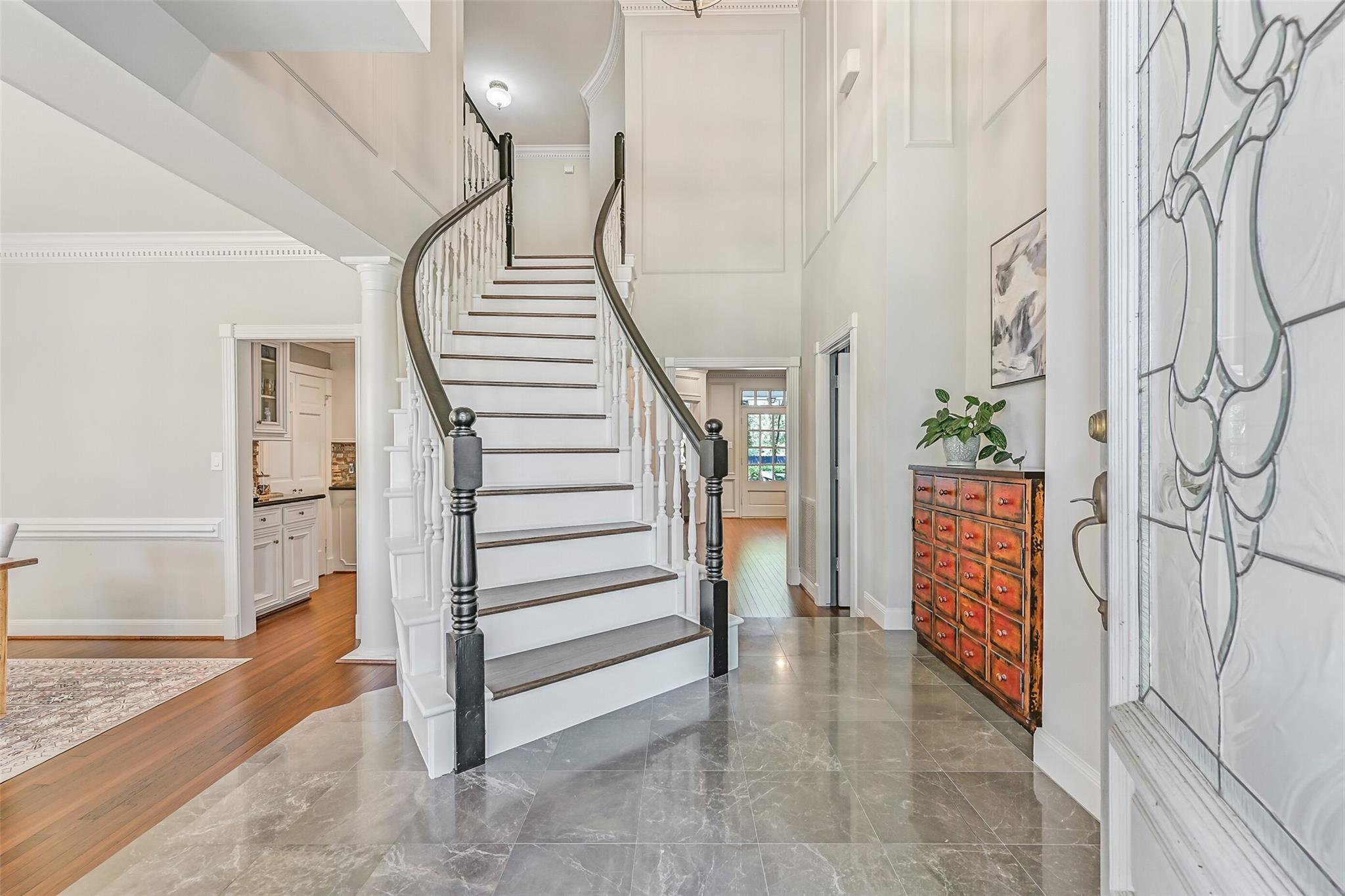 1210 Arbre Lane