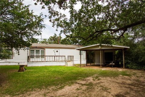 Photo of 427 Yegua Creek Lane, Somerville, TX 77879 (MLS # 50064927) Photo of 427 Yegua Creek Lane, Somerville, TX 77879 (MLS # 50064927)