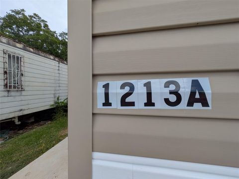 Photo of 1213 Kentucky Street Street #A, South Houston, TX 77587 (MLS # 10760734)