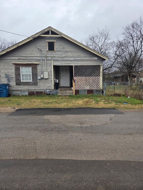 612 W 16th Avenue Corsicana TX 75110