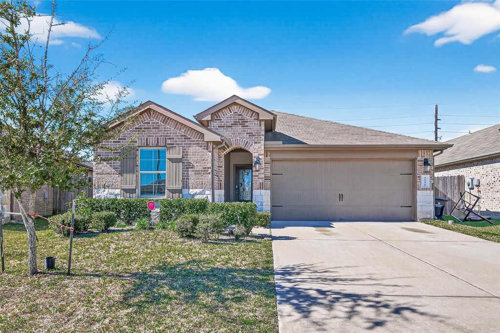 Photo of 7558 Highland Chase Drive, Richmond, TX 77407 (MLS # 33379181)