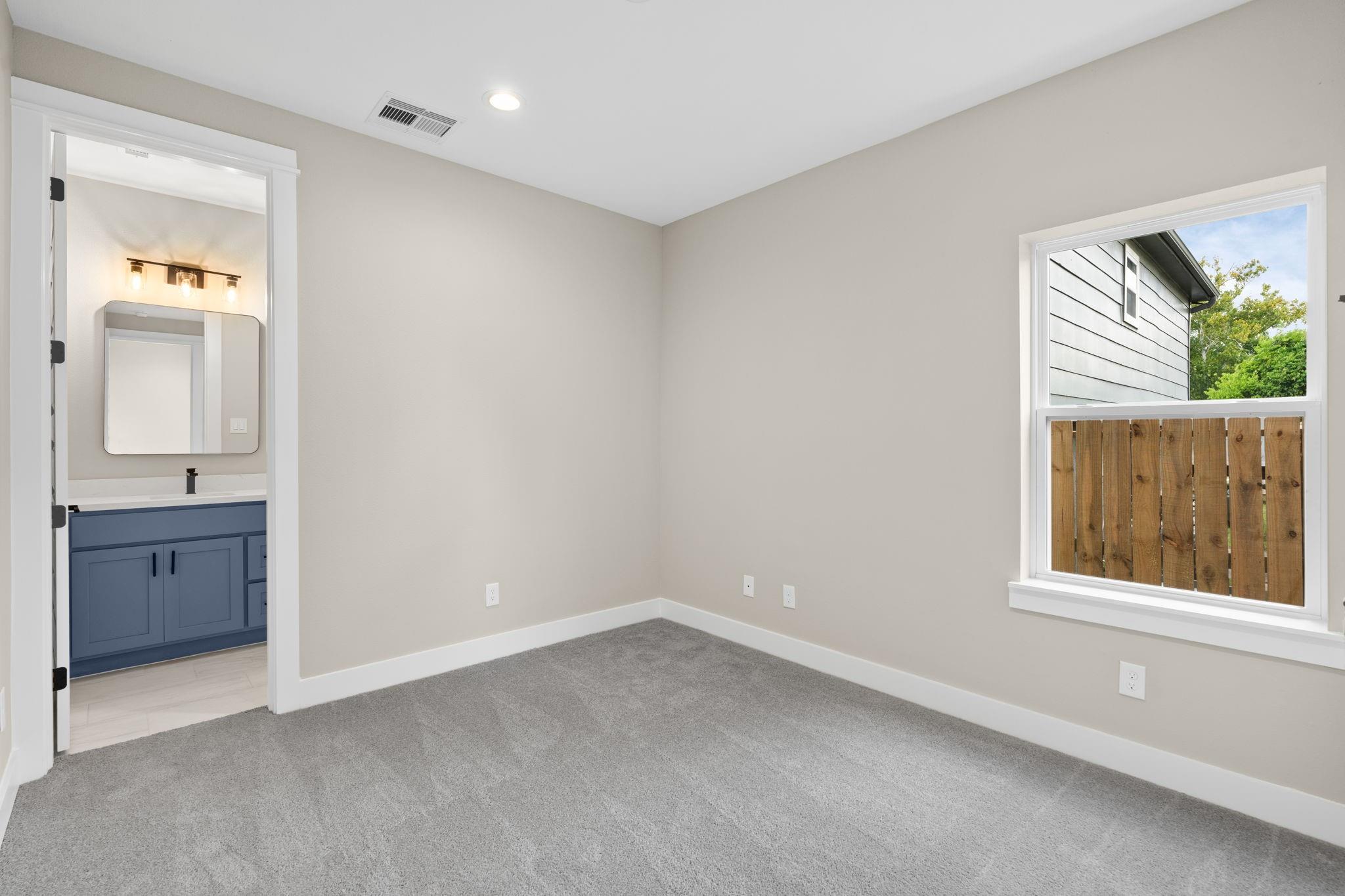 5822 Highland Sun Lane