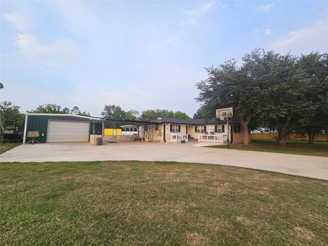 Photo of 1610 Marilyn Street, Alvin, TX 77511 (MLS # 63062869)