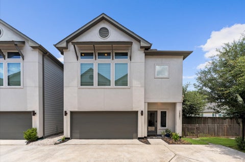 Photo of 2422 Cochran Street, Houston, TX 77009 (MLS # 62591032)