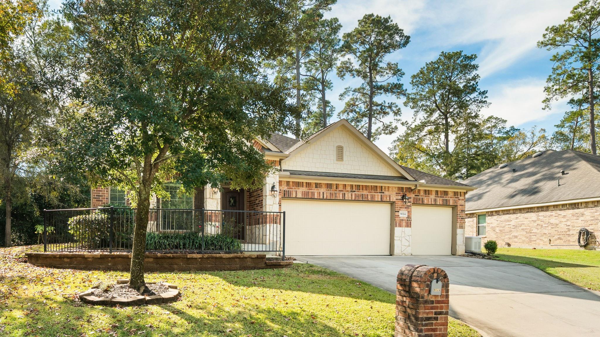 9024 S Comanche Circle