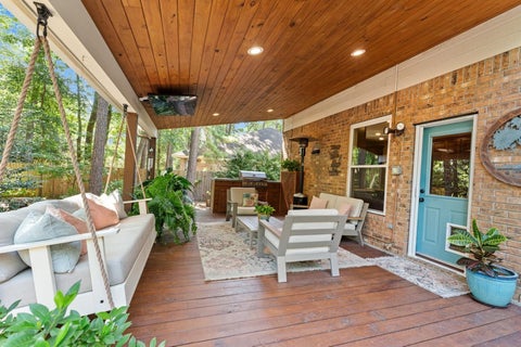 Photo of 50 N Hollylaurel Circle, The Woodlands, TX 77382 (MLS # 39796440)