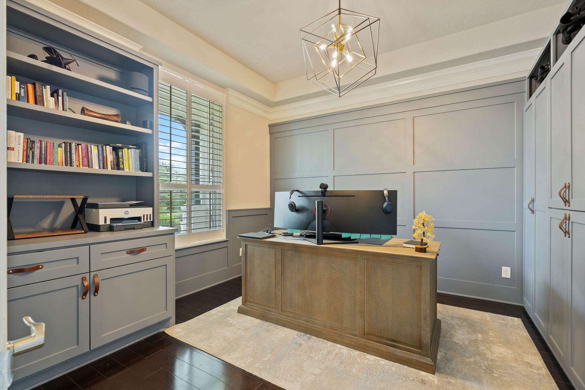 34 Jaden Oaks Place