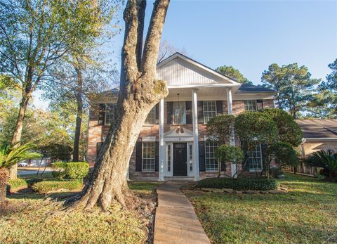 Photo of 3 Sheep Meadow Place, The Woodlands, TX 77381 (MLS # 97308213)