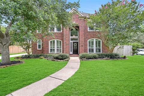Photo of 3105 Autumn Leaf Drive, Friendswood, TX 77546 (MLS # 97750000)