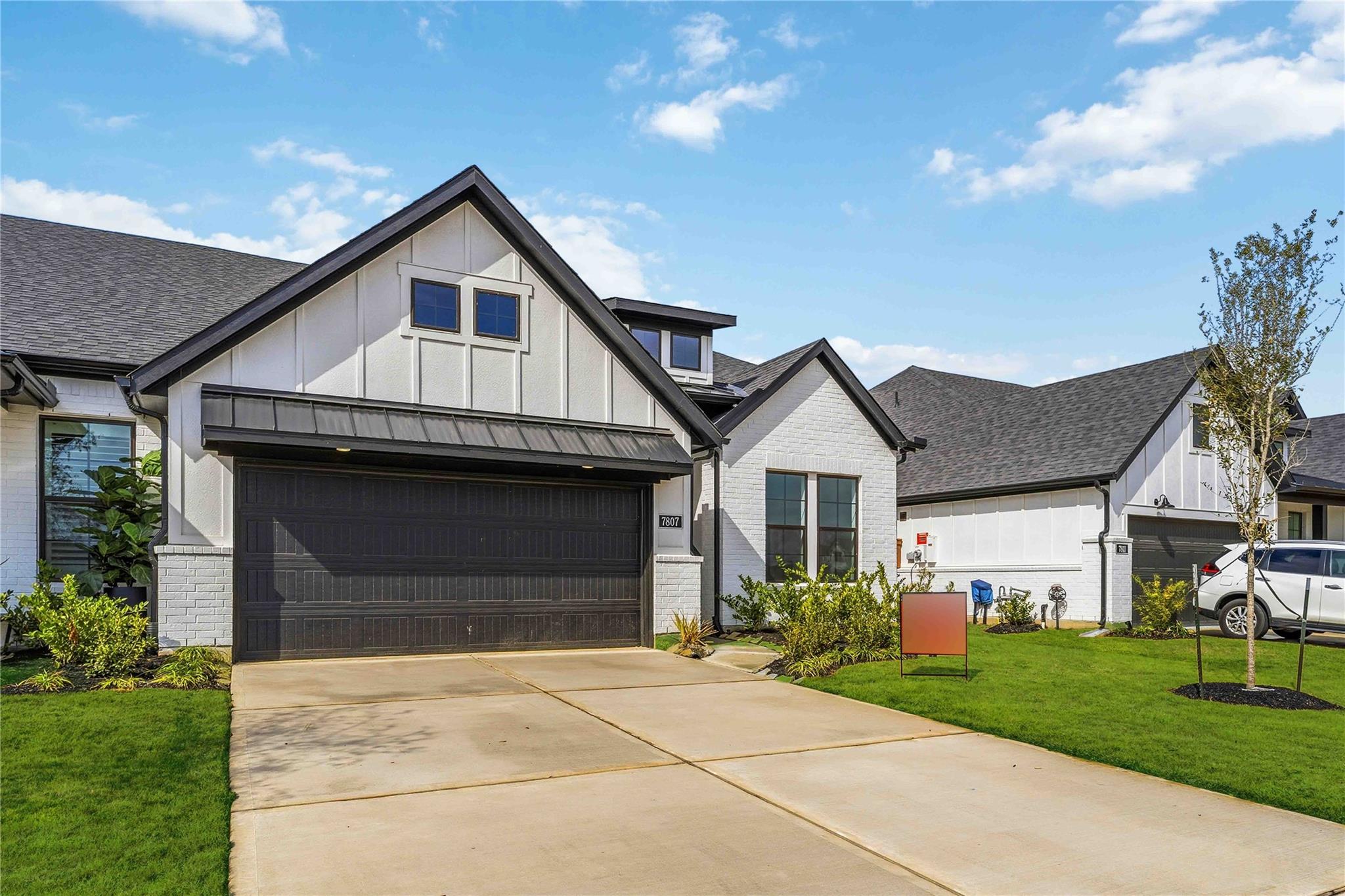 7807 Cattail Shallows Lane