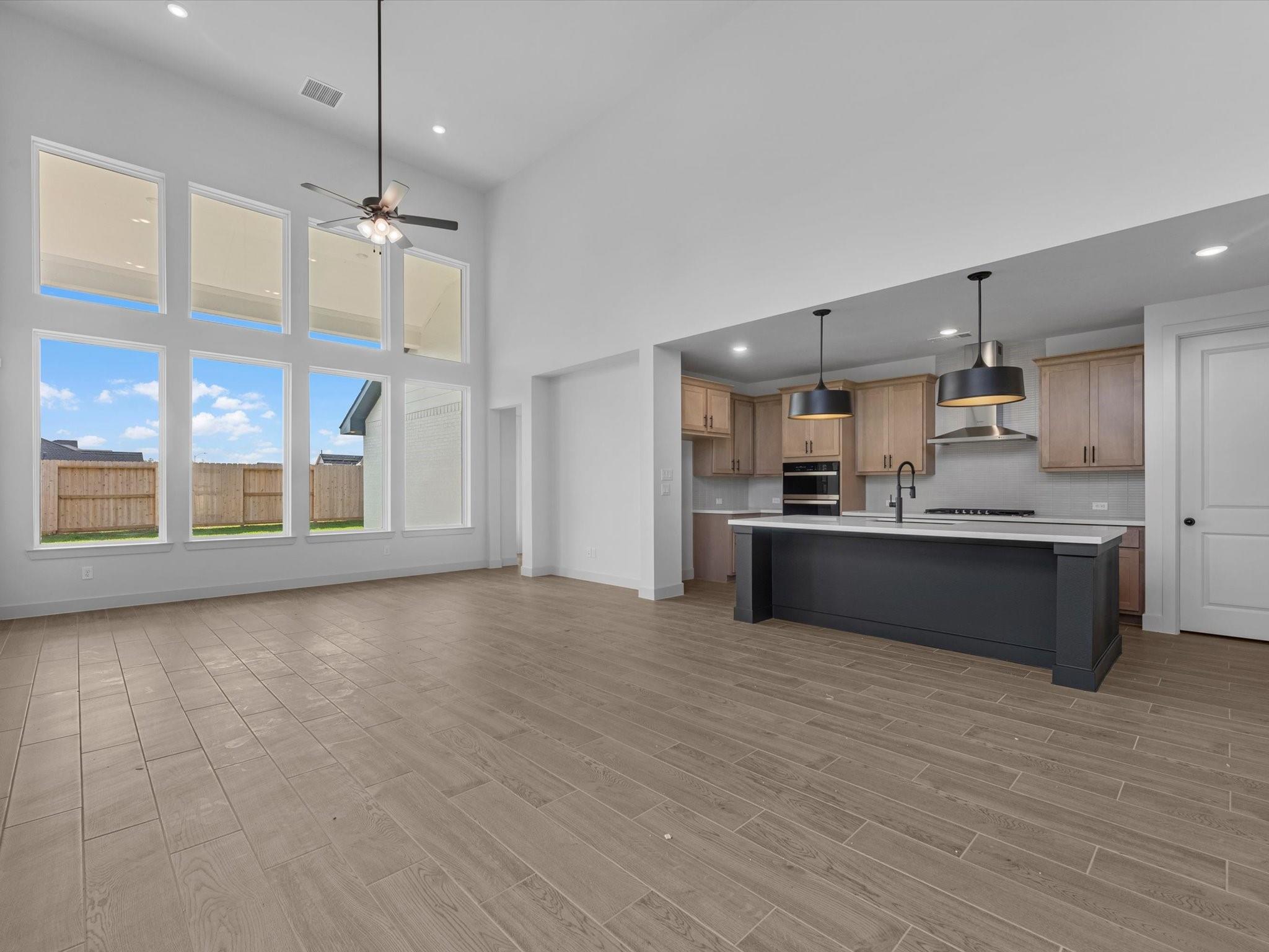 1106 New Haven Lane