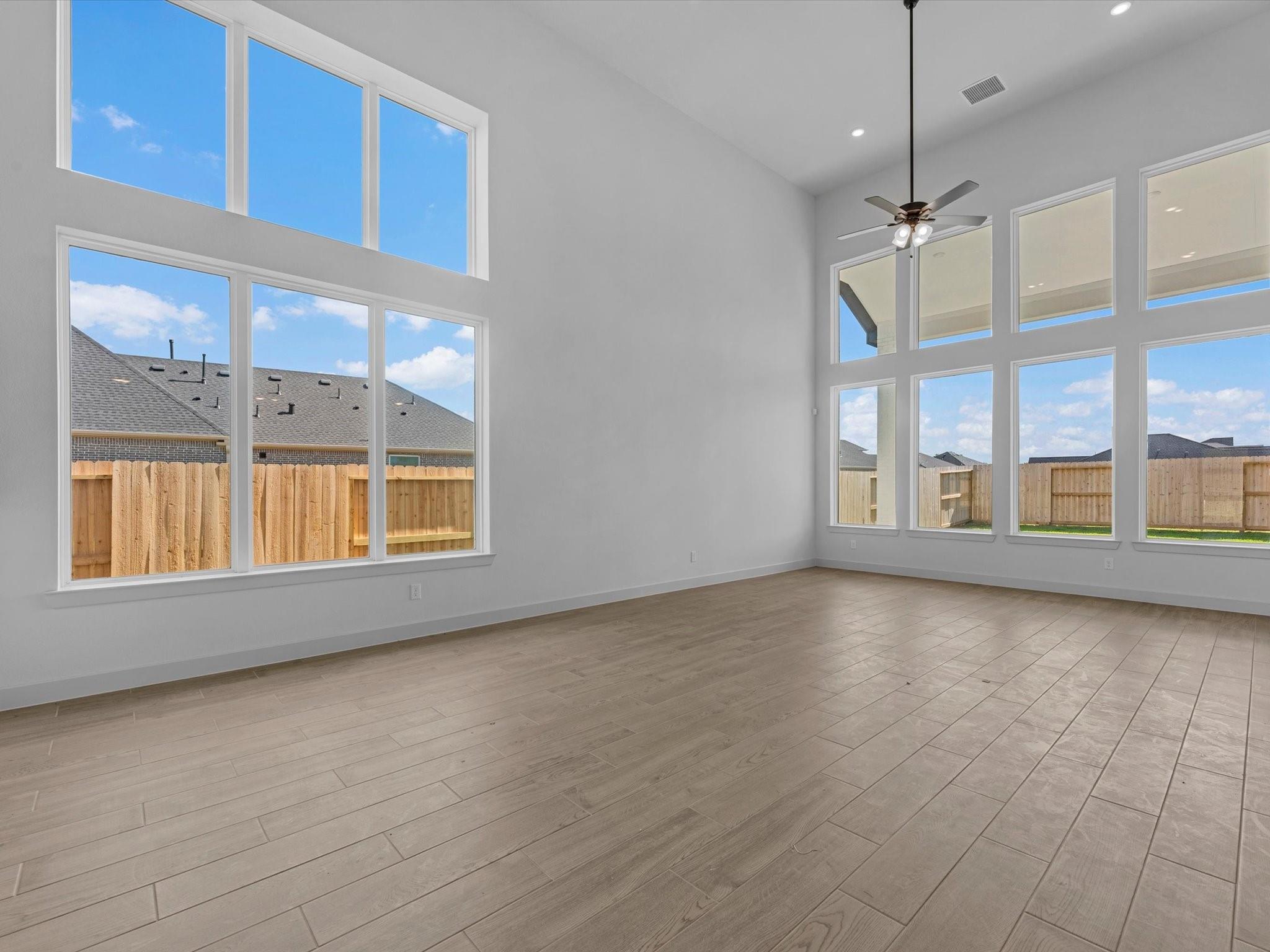 1106 New Haven Lane