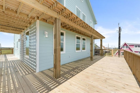 Homes For Sale - 234 Bay Avenue<br/> Brazoria County, Surfside Beach, TX 77541