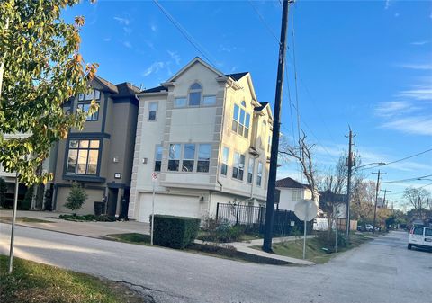 Tiny photo for 417 Malone Street, Houston, TX 77007 (MLS # 42528384)