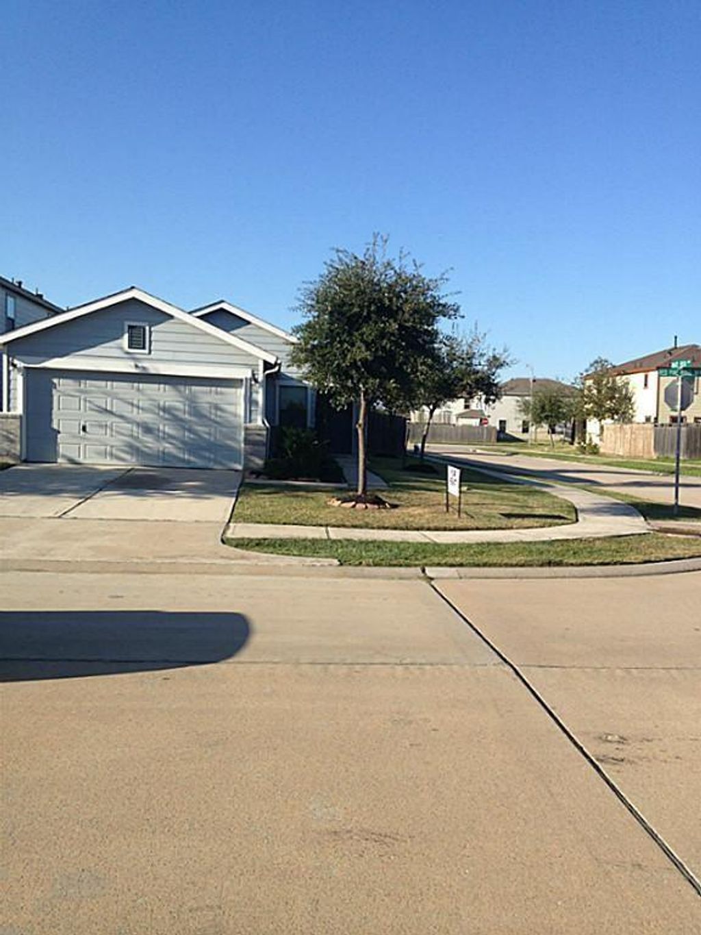 Photo of 15611 Red Pine Ridge Way, Houston, TX 77049 (MLS # 9824459)