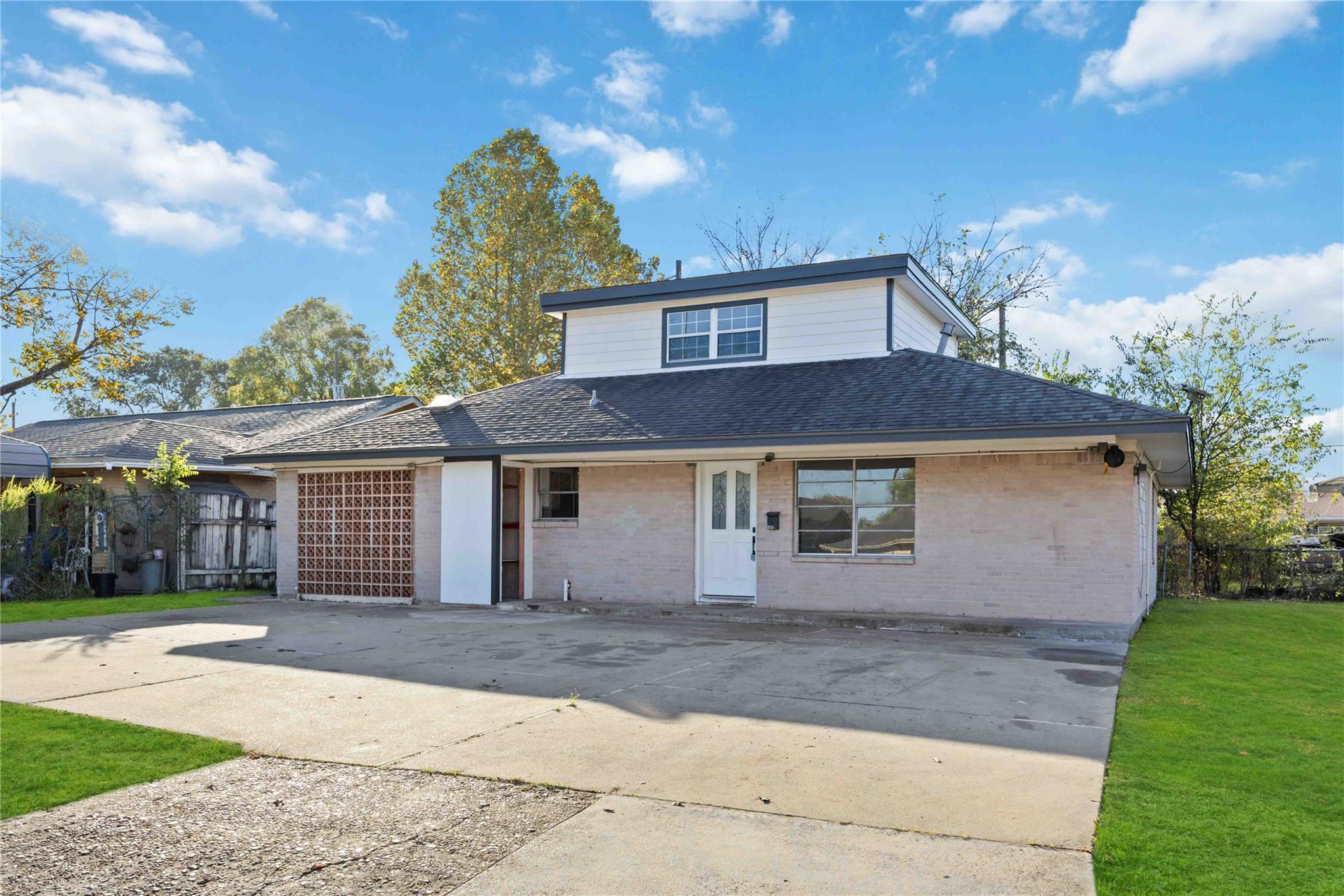 3304 Bluefield Drive