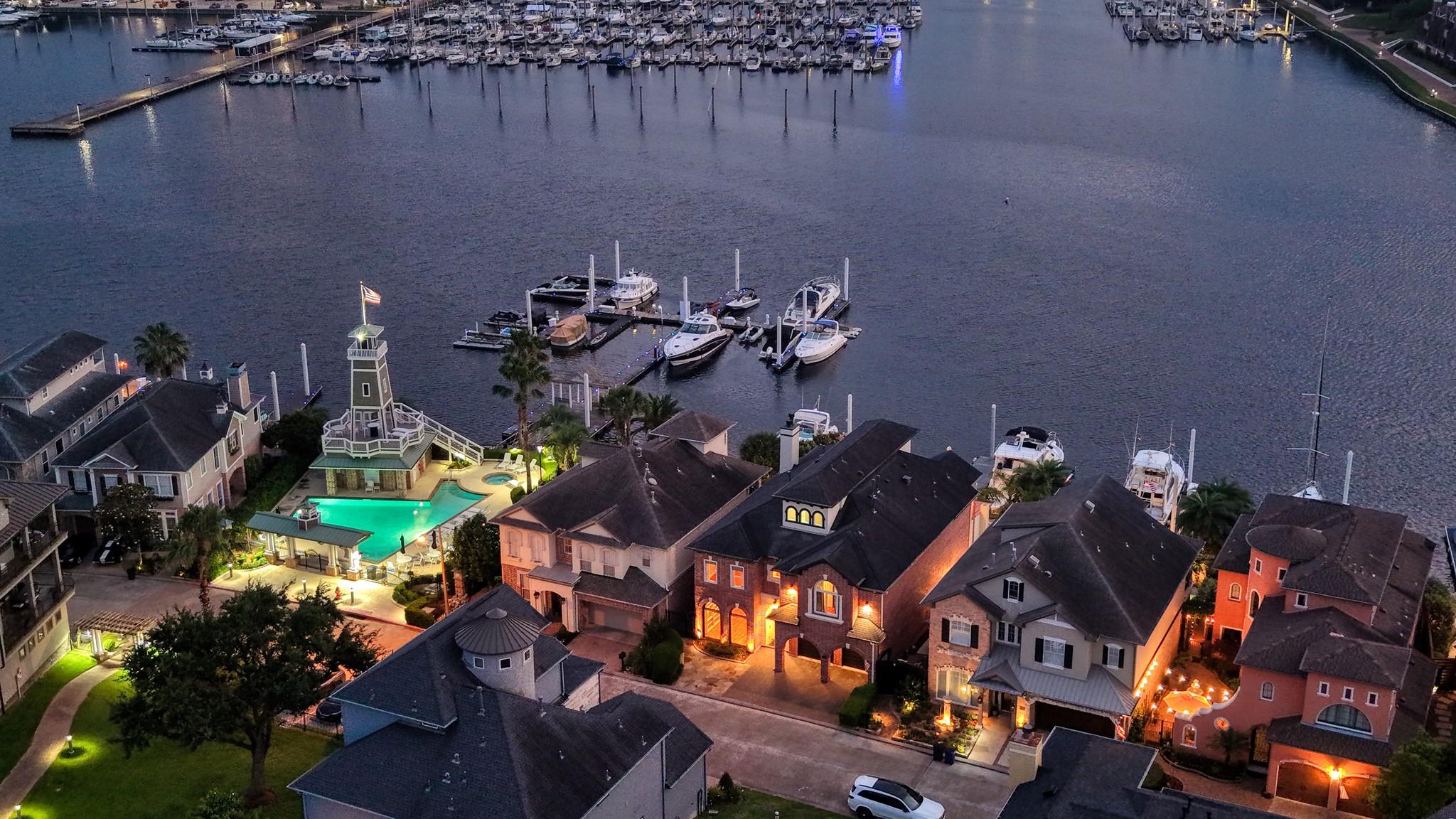 1403 Oceanside Lane
