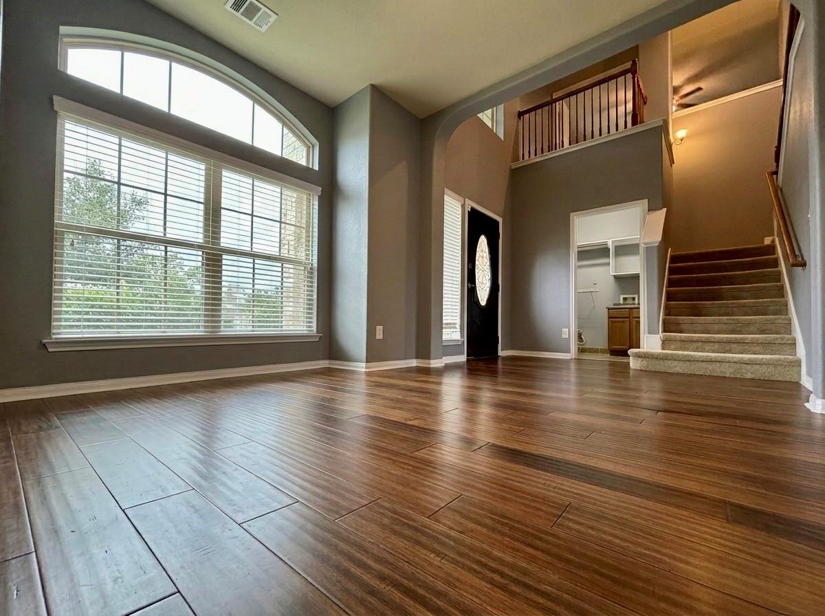 17518 Cypress Hilltop Way