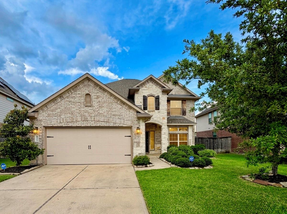 17518 Cypress Hilltop Way