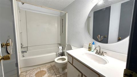Tiny photo for 11889 Bobwhite Drive #834, Houston, TX 77035 (MLS # 2554237)
