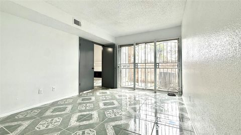 Tiny photo for 11889 Bobwhite Drive #834, Houston, TX 77035 (MLS # 2554237)