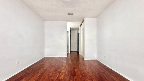 Tiny photo for 11889 Bobwhite Drive #834, Houston, TX 77035 (MLS # 2554237)