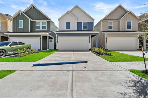 Photo of 2638 Afton Heights Way, Houston, TX 77051 (MLS # 17052396)