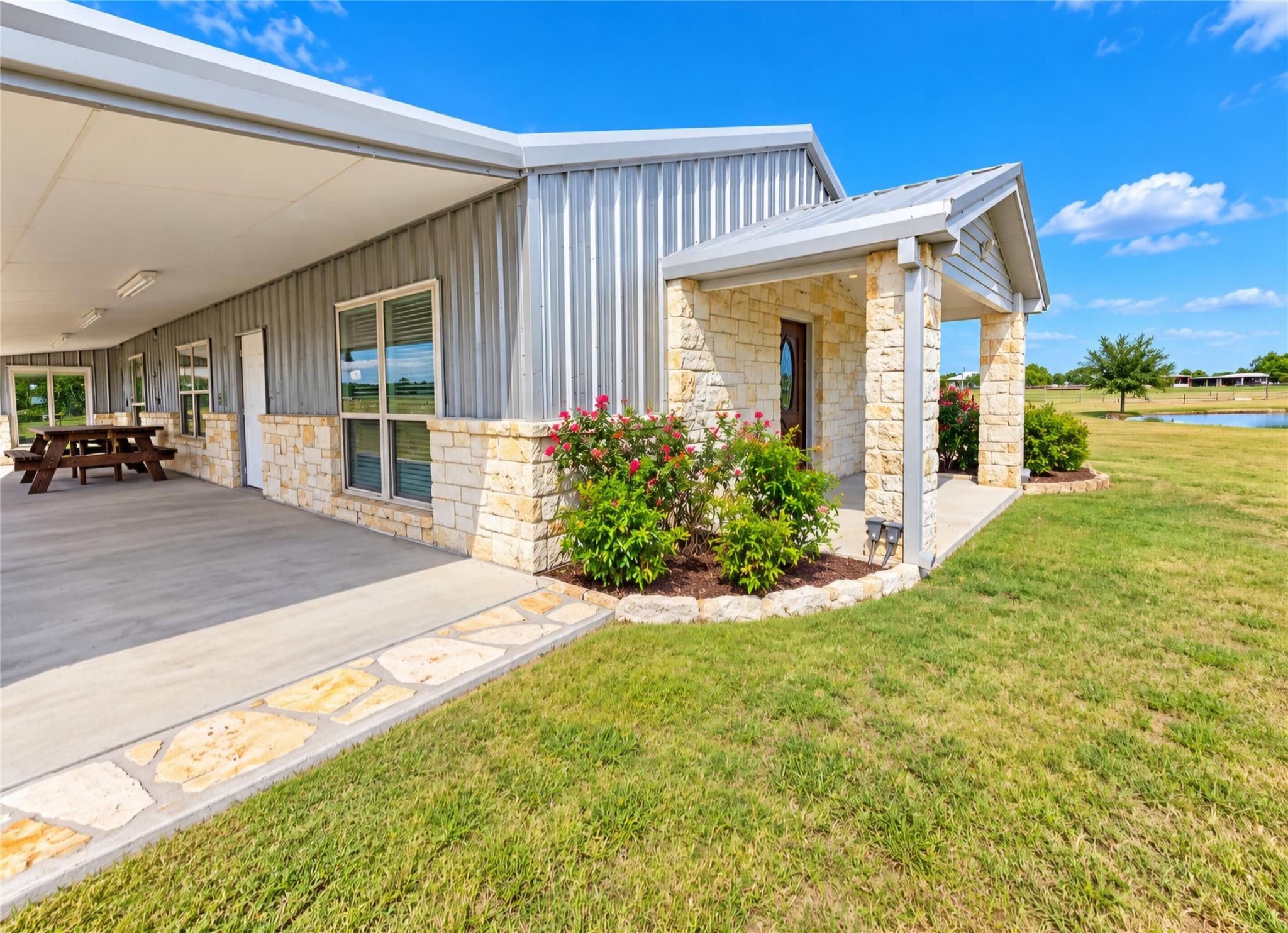 26527 Highway 90a