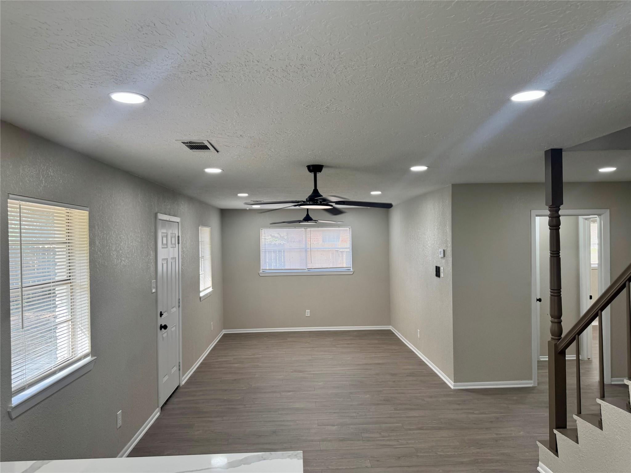 2718 Peach Lane