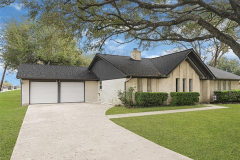 Tiny photo for 13003 Frank Lane, Stafford, TX 77477 (MLS # 75267393)