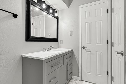 Tiny photo for 13003 Frank Lane, Stafford, TX 77477 (MLS # 75267393)