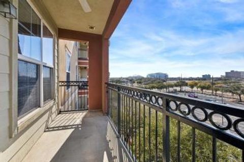 Photo of 1711 Old Spanish Trail #313, Houston, TX 77054 (MLS # 98071042)